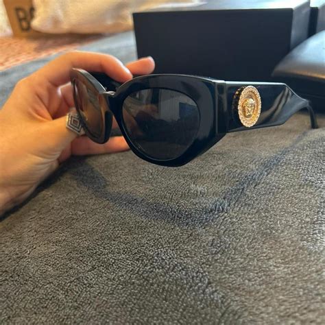 Versace VE4376B .